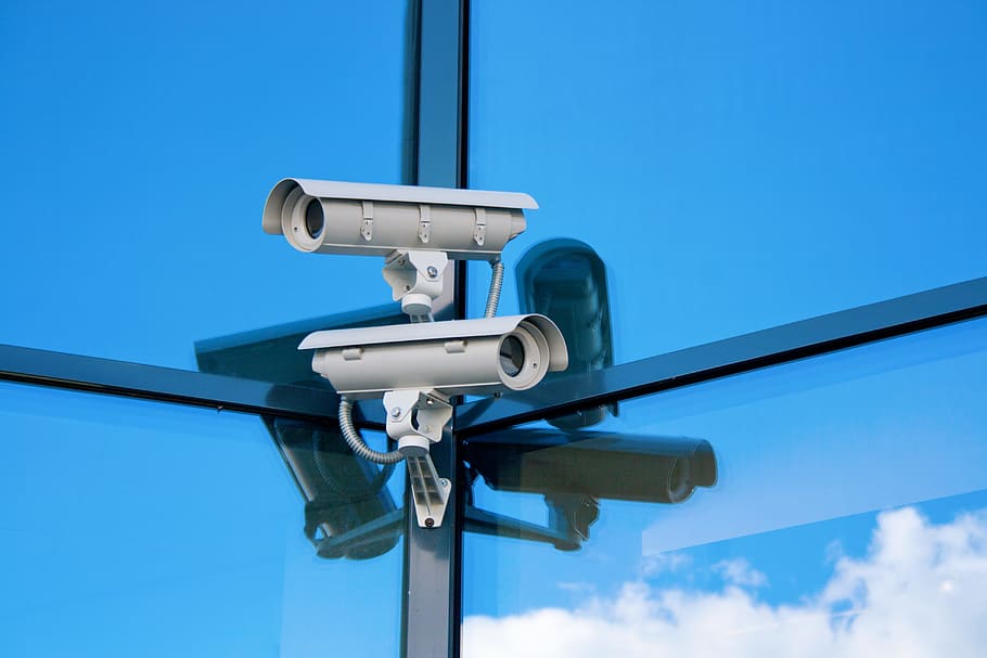 What apartment owners need to know about apartment surveillance laws and regulations in Illinois post thumbnail image