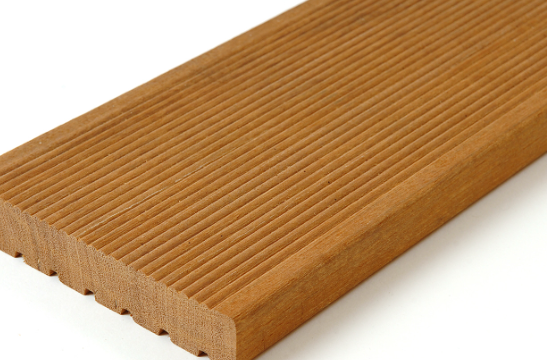 Is Siberian Larch Decking Smooth? post thumbnail image