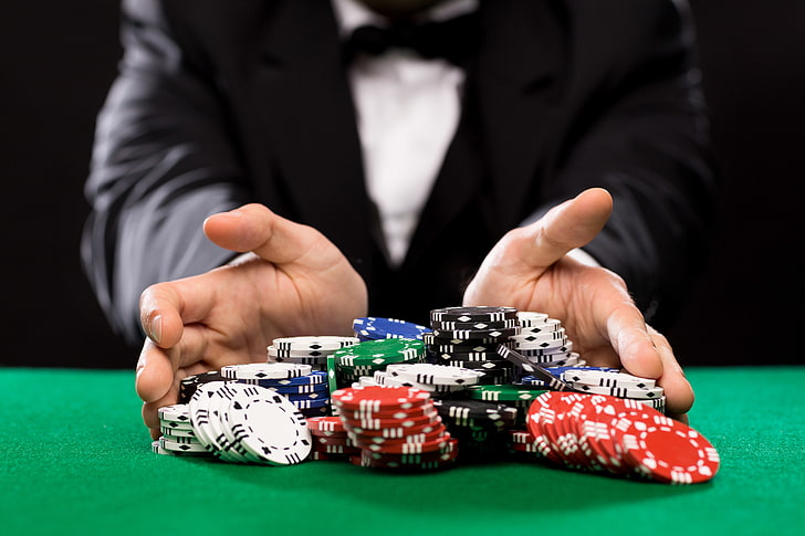 Private Hold’em Sites Explored: The Poker-Man Advantage post thumbnail image